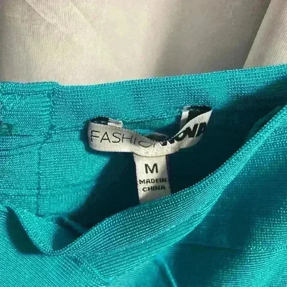 NWOT Fashion Nova Dress - Picture 5 of 5